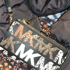 Michael Kors Black and Brown Graphic Wristlet